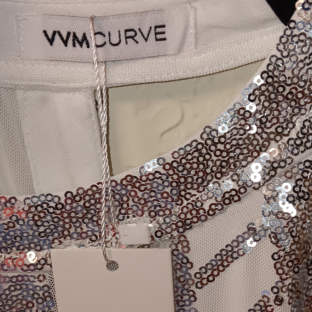 VVM Curve Sequin White Mesh Gown Size Small
